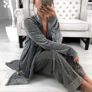 MOONLIGHT Night Sky Lounge Top and pants set. Top is medium, pants are small.